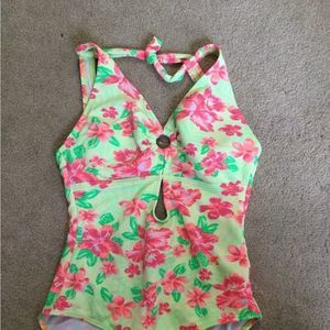 Perla negra  swimwear one piece sexy swimwear. Size G/large very bright like new